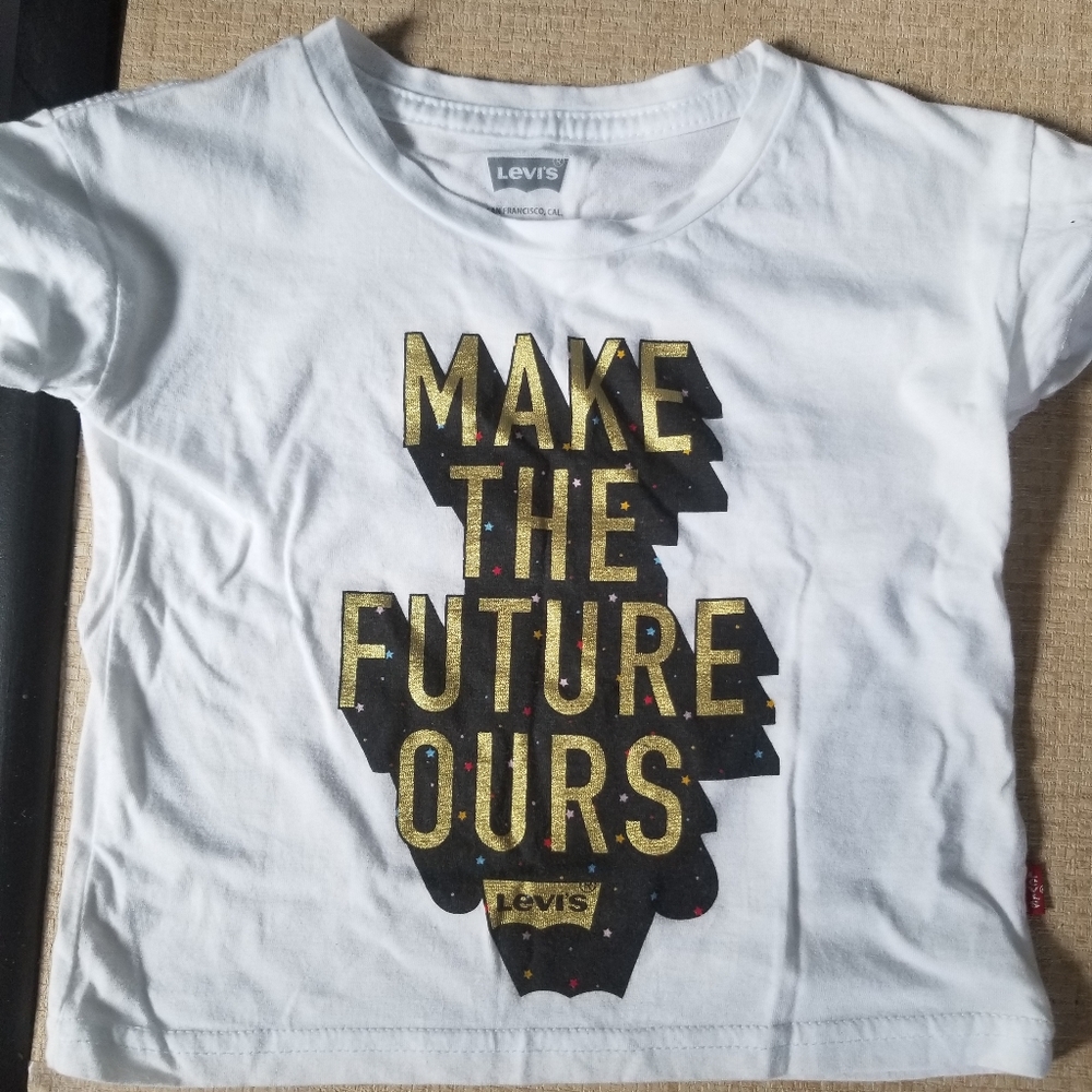 Levi's Tshirt for toddler size 3T
